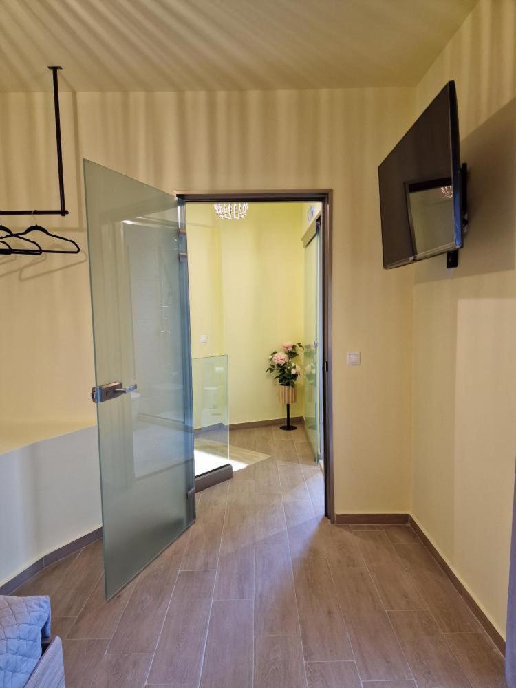Solymar Prive Apartment Archangelos  Bagian luar foto