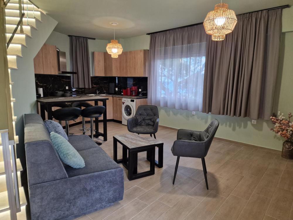Solymar Prive Apartment Archangelos  Bagian luar foto